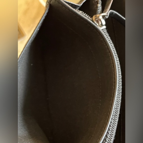 EUC Gorgeous Chanel matelasse bifold long wallet - Picture 11 of 13